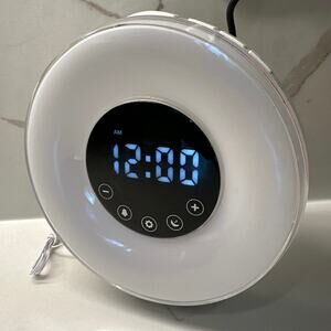 hOmeLabs Sunrise Alarm Clock Designed to Simulate a Natural Sunrise Gently Wake